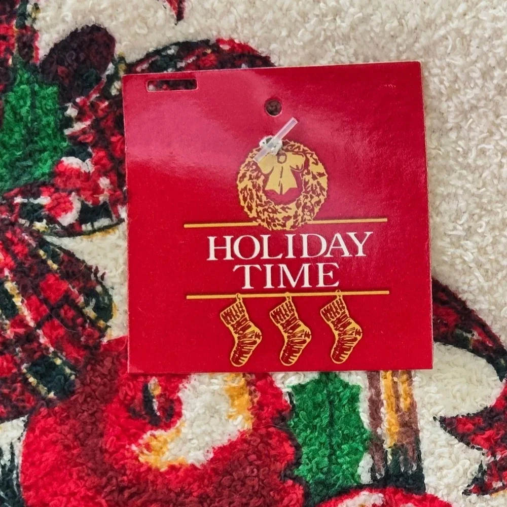 Vintage Holiday Time Christmas 2 Hand Towels Apples in Basket Plaid Bow Fringe
